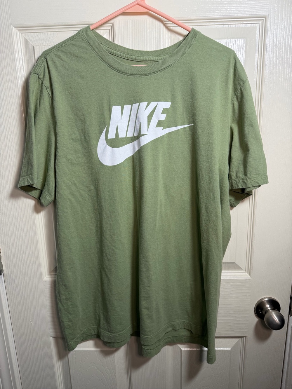 Men’s Nike Olive Green Logo Short Sleeve Tee, size XL